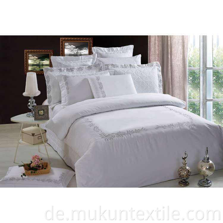  Cotton Embroidery Bedding Set